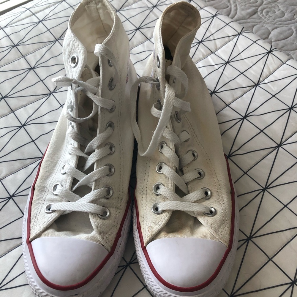 Women’s high top converse shoes size 9